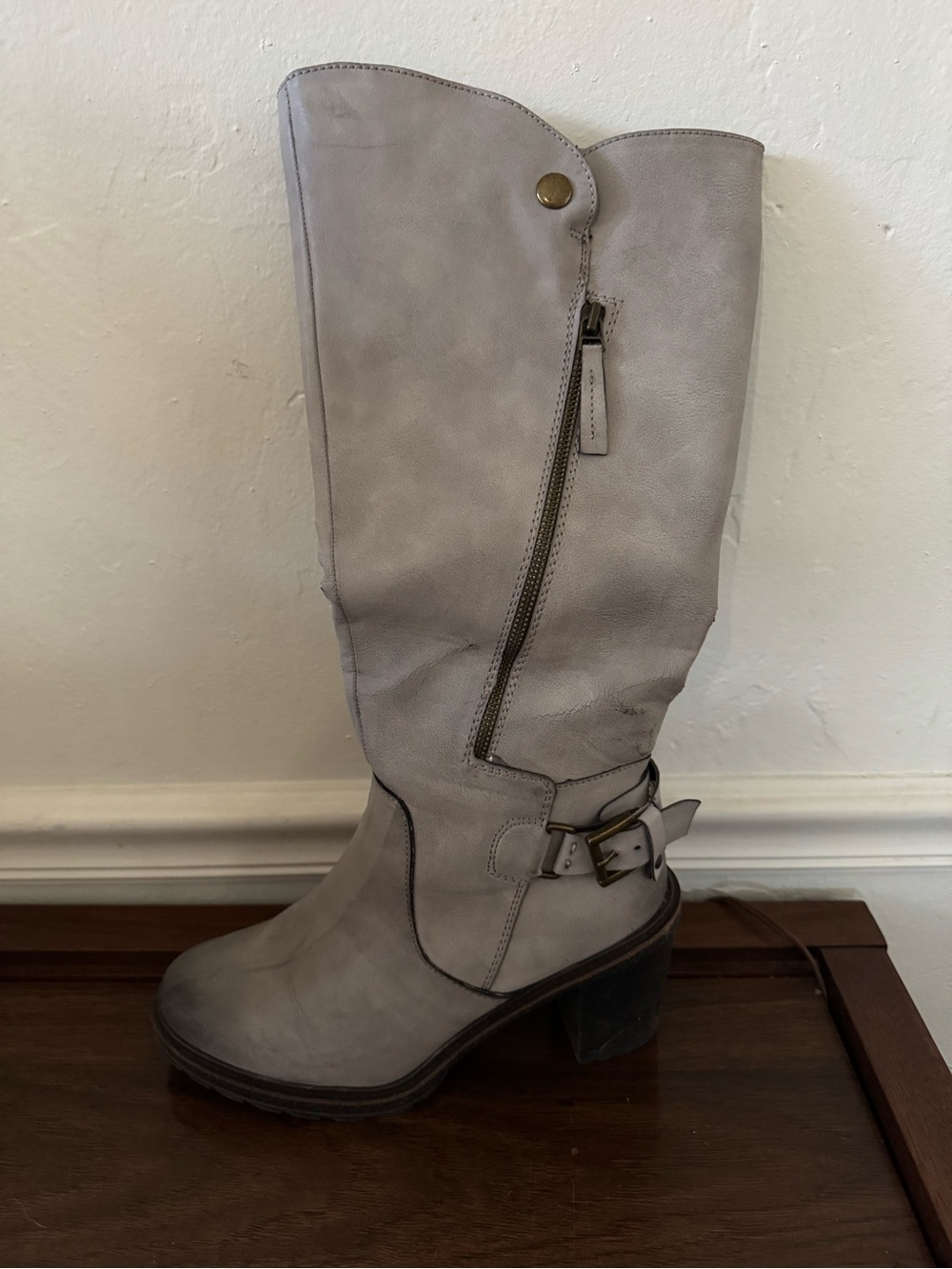 White Mountain Gray Knee Boots